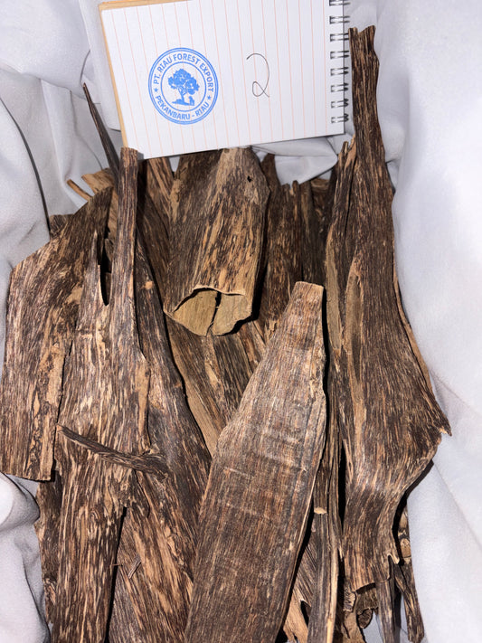 Oud Chips Grade A (Level 2) - Sample